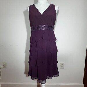 Women's V-Neck Sleeveless Burgundy Dress with Tiered Ruffle Skirt